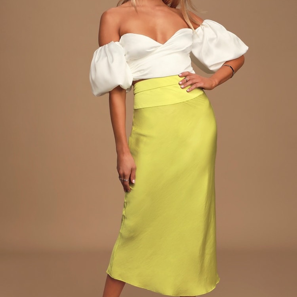 Lulus off shoulder puff sleeve crop top
